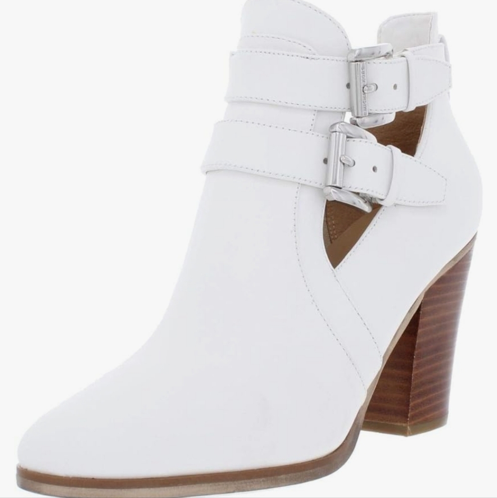 Liz Claiborne Camelia boots
